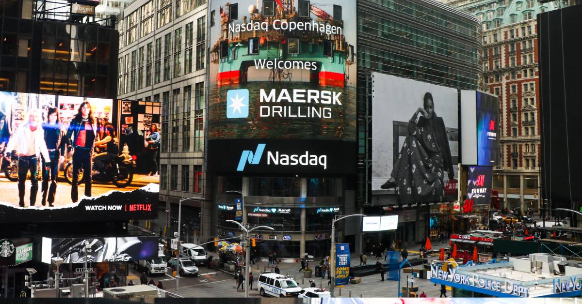 NASDAQ gains ahead of big tech testimony